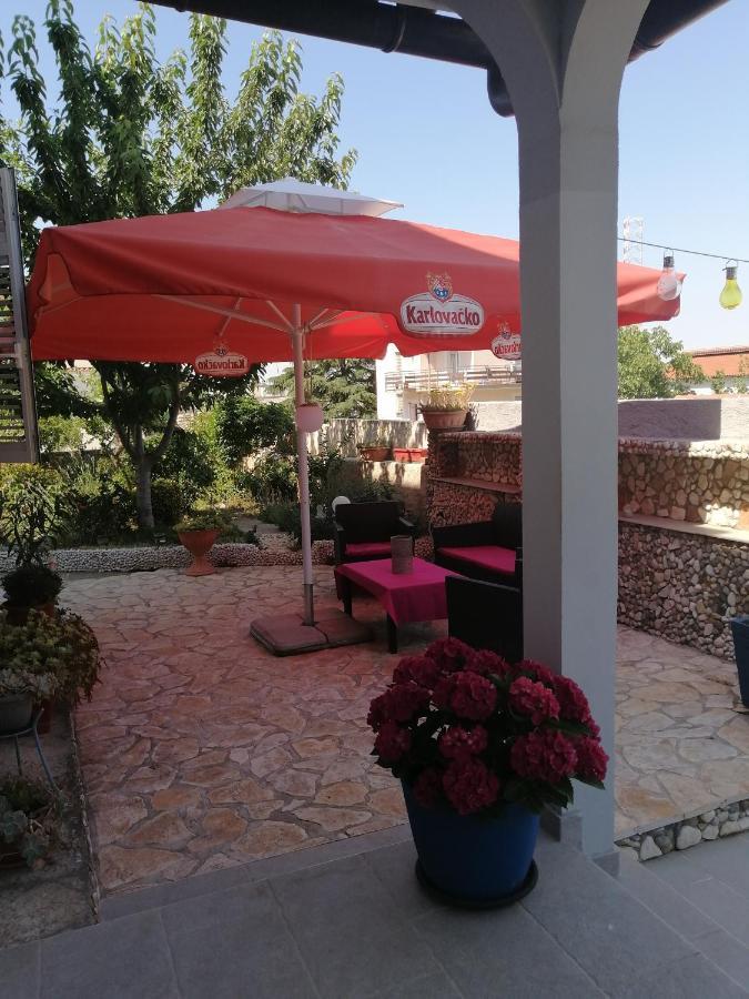 Apartman Antonija PUY Exterior foto