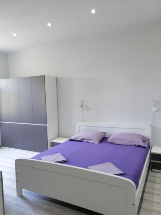 Apartman Antonija PUY Exterior foto
